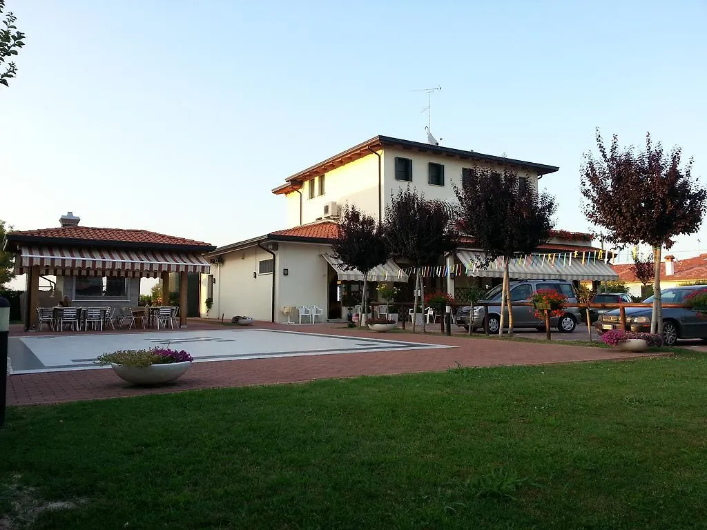 Terzo Bacino Bed & Breakfast Valpelina San Michele al Tagliamento